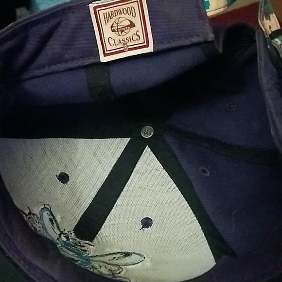 Hornets cap - Picture 3 of 3